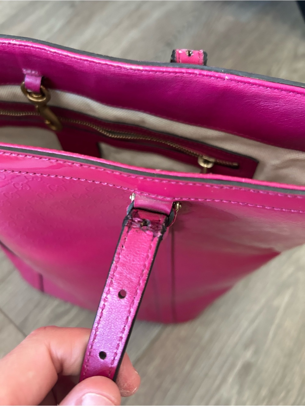 Gucci Hot Pink Microguccissima Patent Leather Nice Tote Bag - Picture 7 of 11